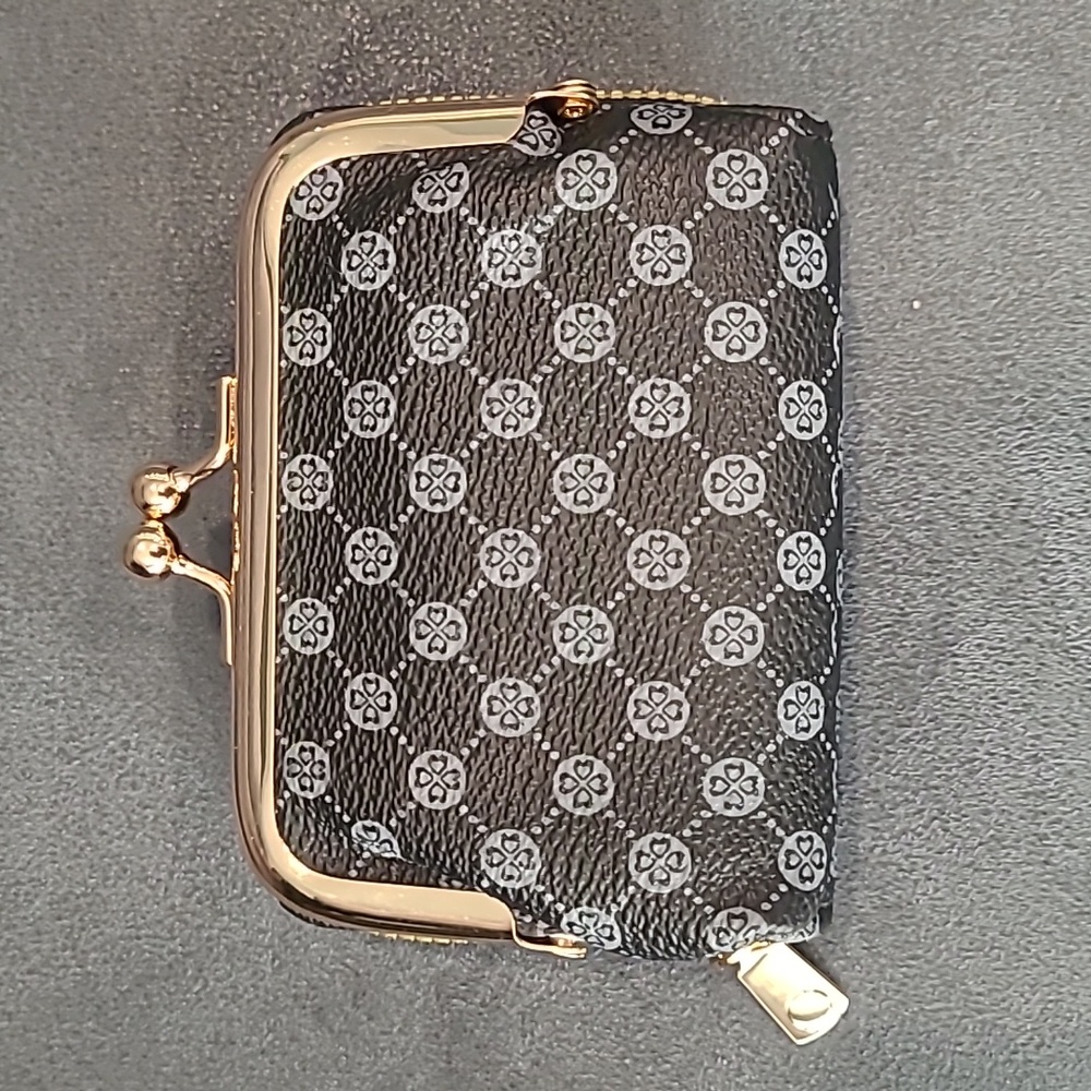 Wallet With Change Purse